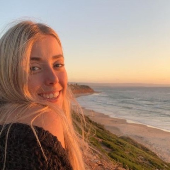 Meet your Posher, Ebony - Picture 1 of 1